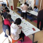 「刺し子体験会」集中・没頭されて作品を作っています。